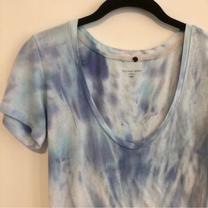 Vintage Y2K Victoria’s Secret Baby Blue Tie Dye Scoop Neck Tee
